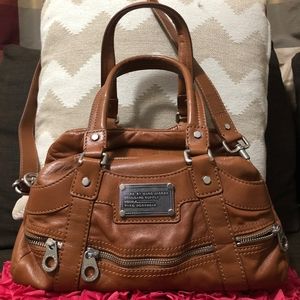 2️⃣9️⃣0️⃣ Marc Jacobs 2 way bag